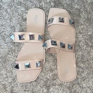Steven New York Stud Sandals 👡 💎